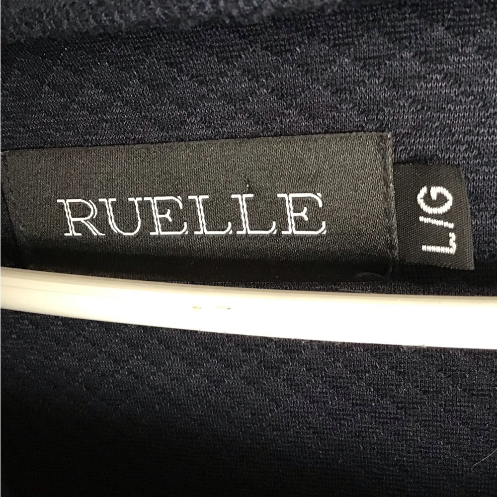 Womens Ruelle Dress - Picture 2 of 4